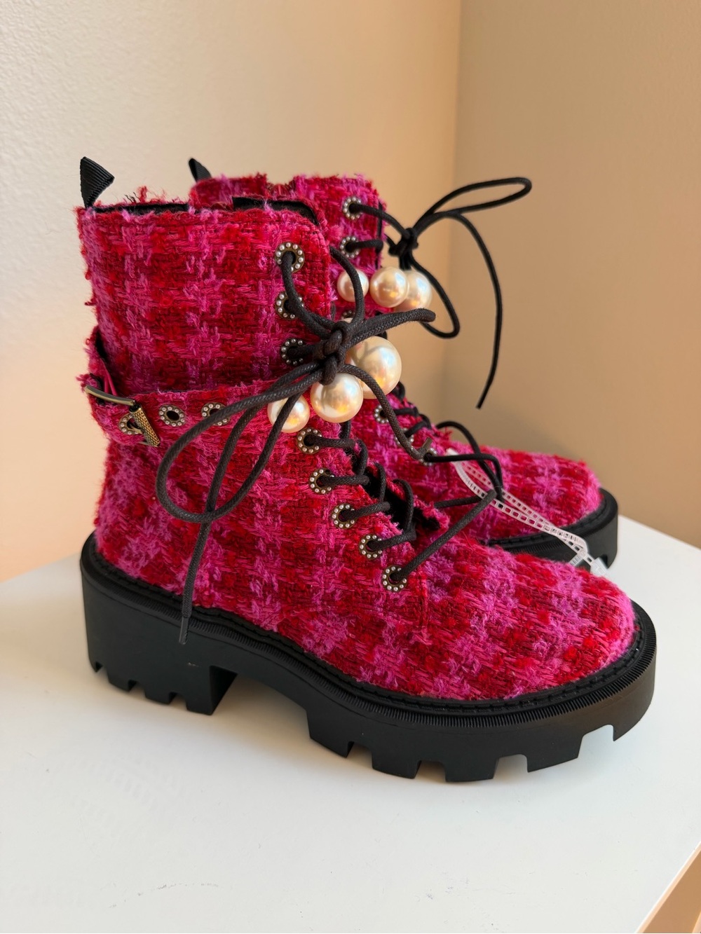 NWT Betsey Johnson Jonnie Embellished Combat Booties Sz 7 - Picture 8 of 14